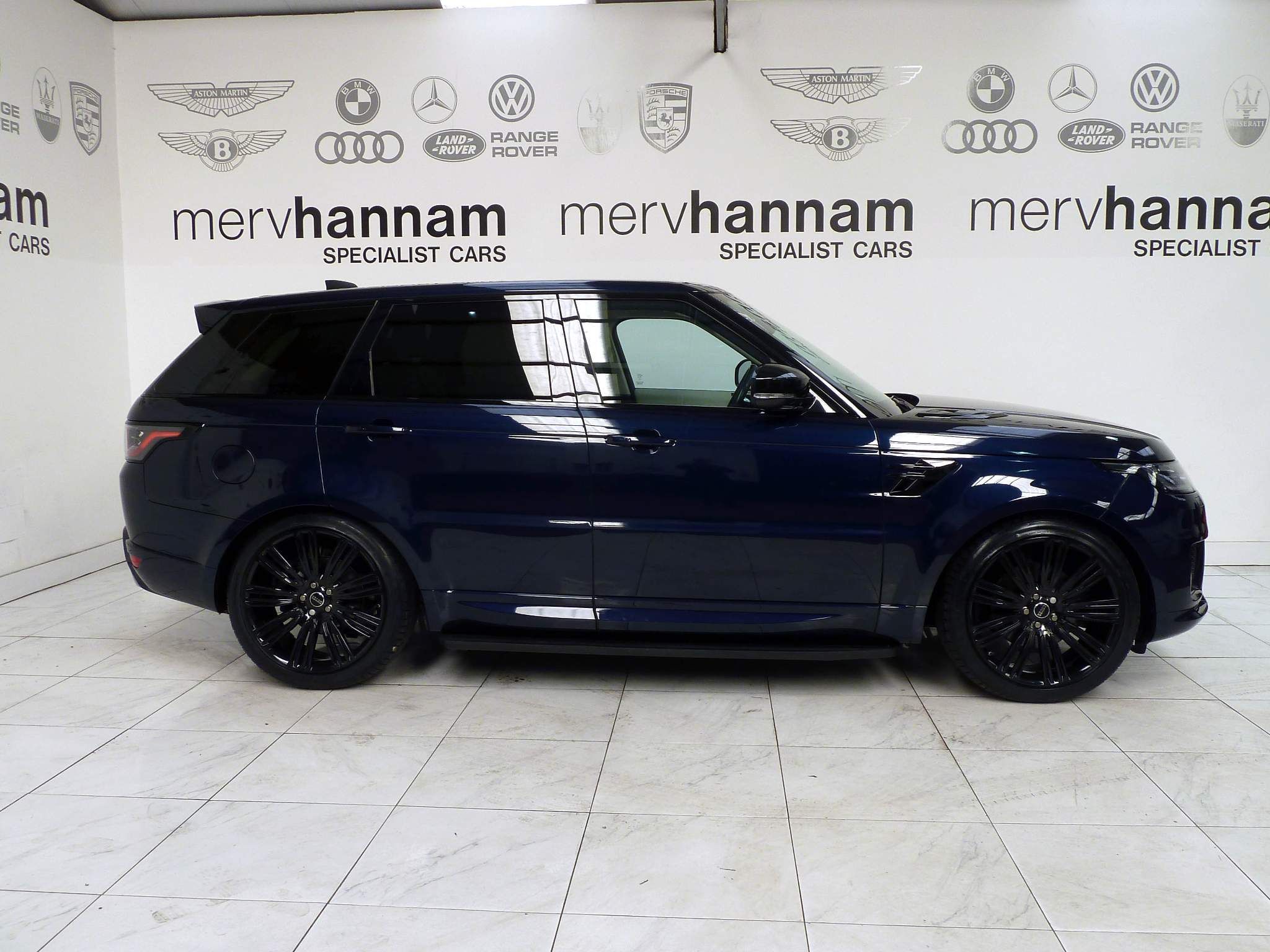 Land Rover Range Rover Sport 3.0 SD V6 HSE   <br/><br/>AUTOBIOGRAPHY DESIGN PACKAGE