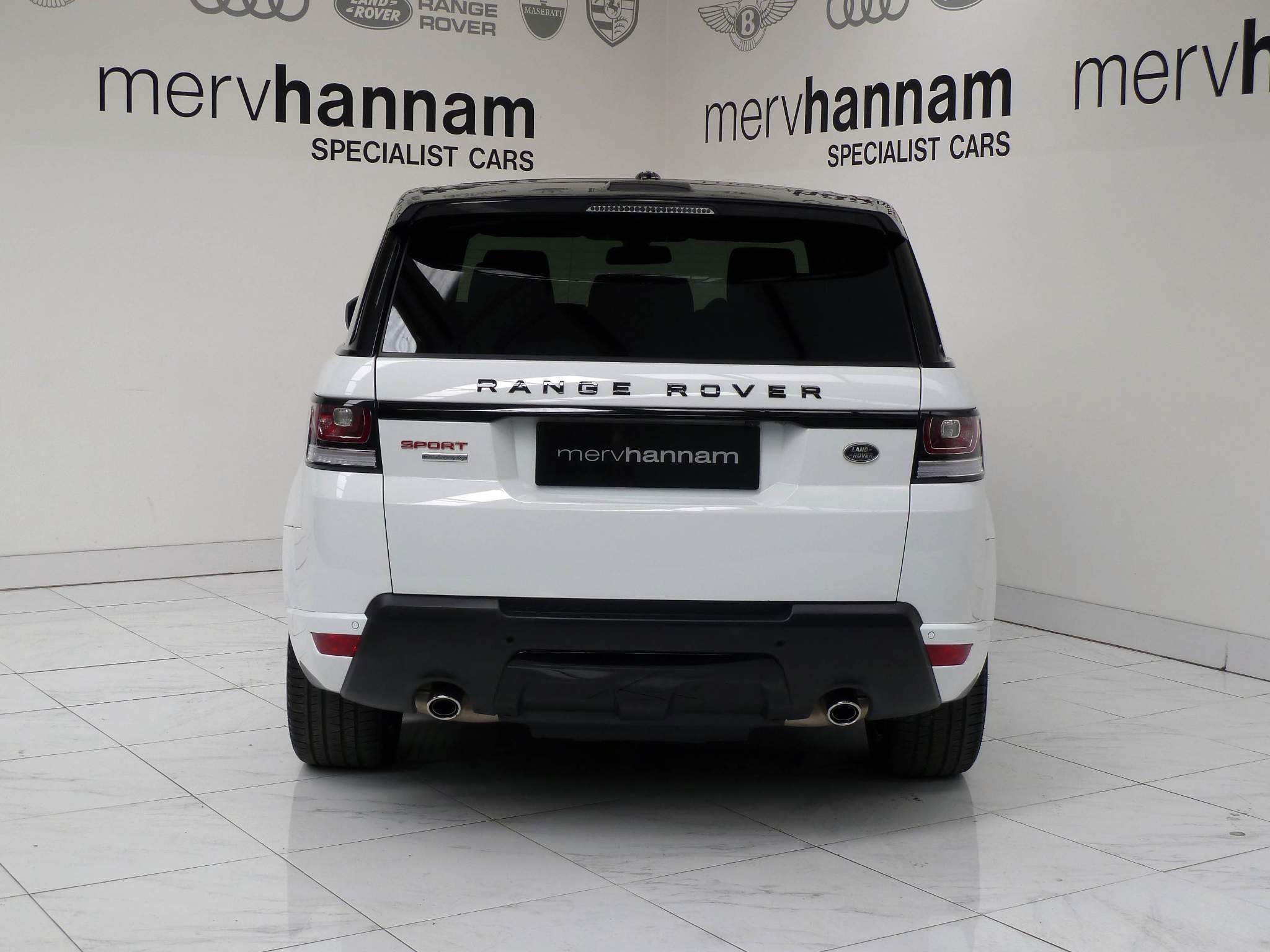 Land Rover Range Rover Sport 3.0 SD V6 HSE   <br/><br/>AUTOBIOGRAPHY DESIGN PACKAGE