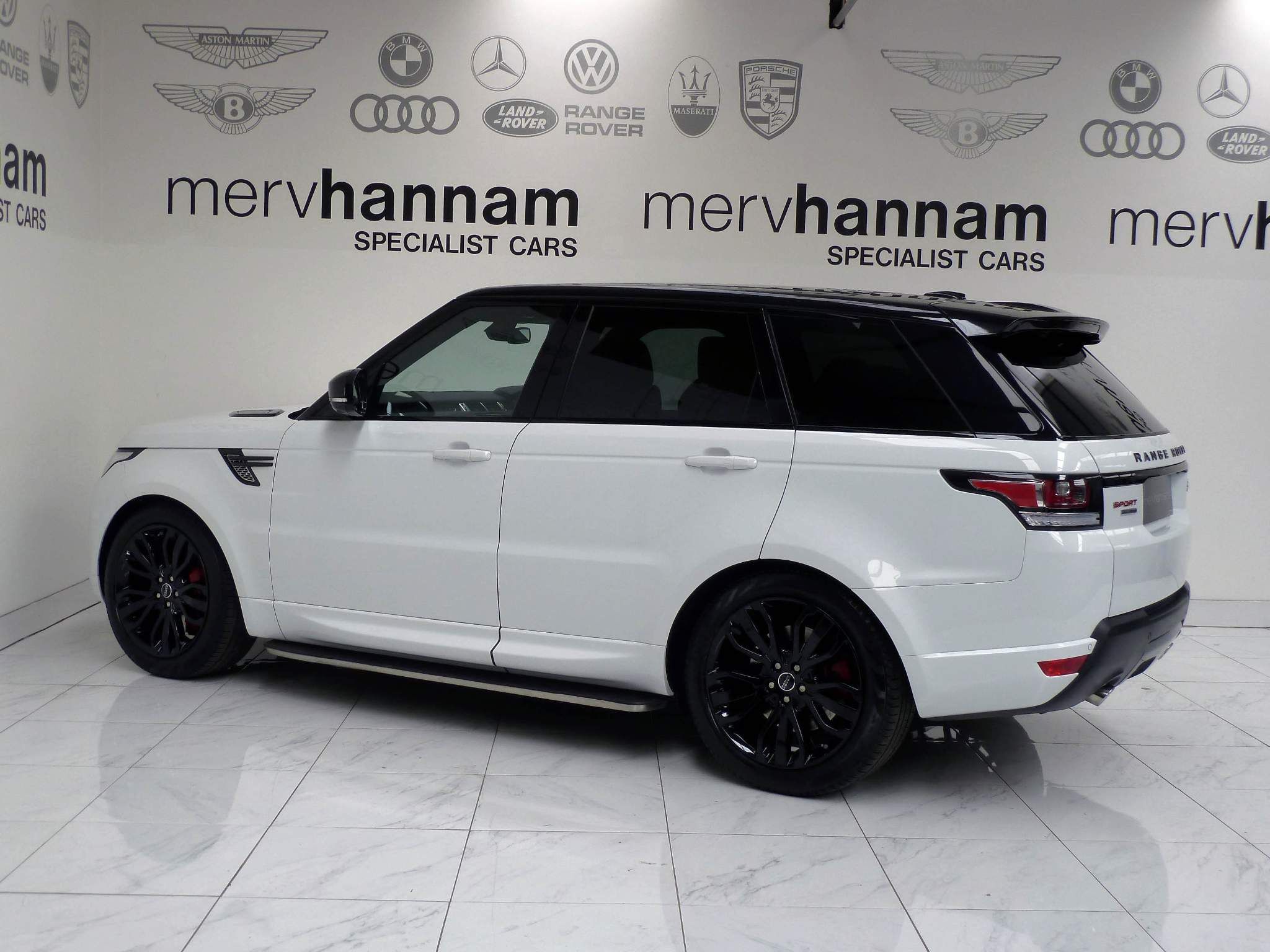 Land Rover Range Rover Sport 3.0 SD V6 HSE   <br/><br/>AUTOBIOGRAPHY DESIGN PACKAGE