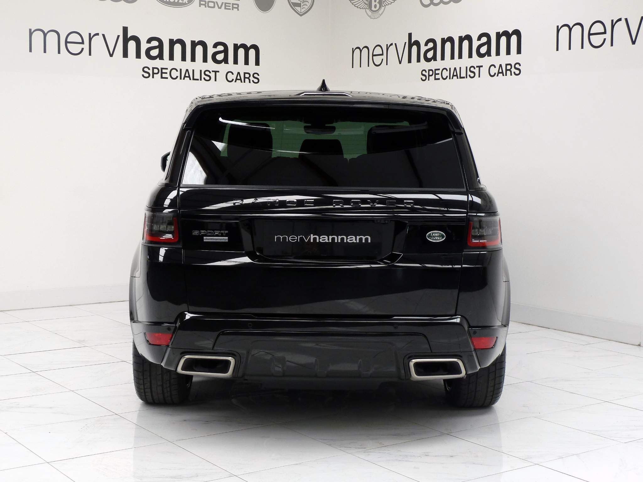 Land Rover Range Rover Sport 3.0 SD V6 HSE   <br/><br/>AUTOBIOGRAPHY DESIGN PACKAGE