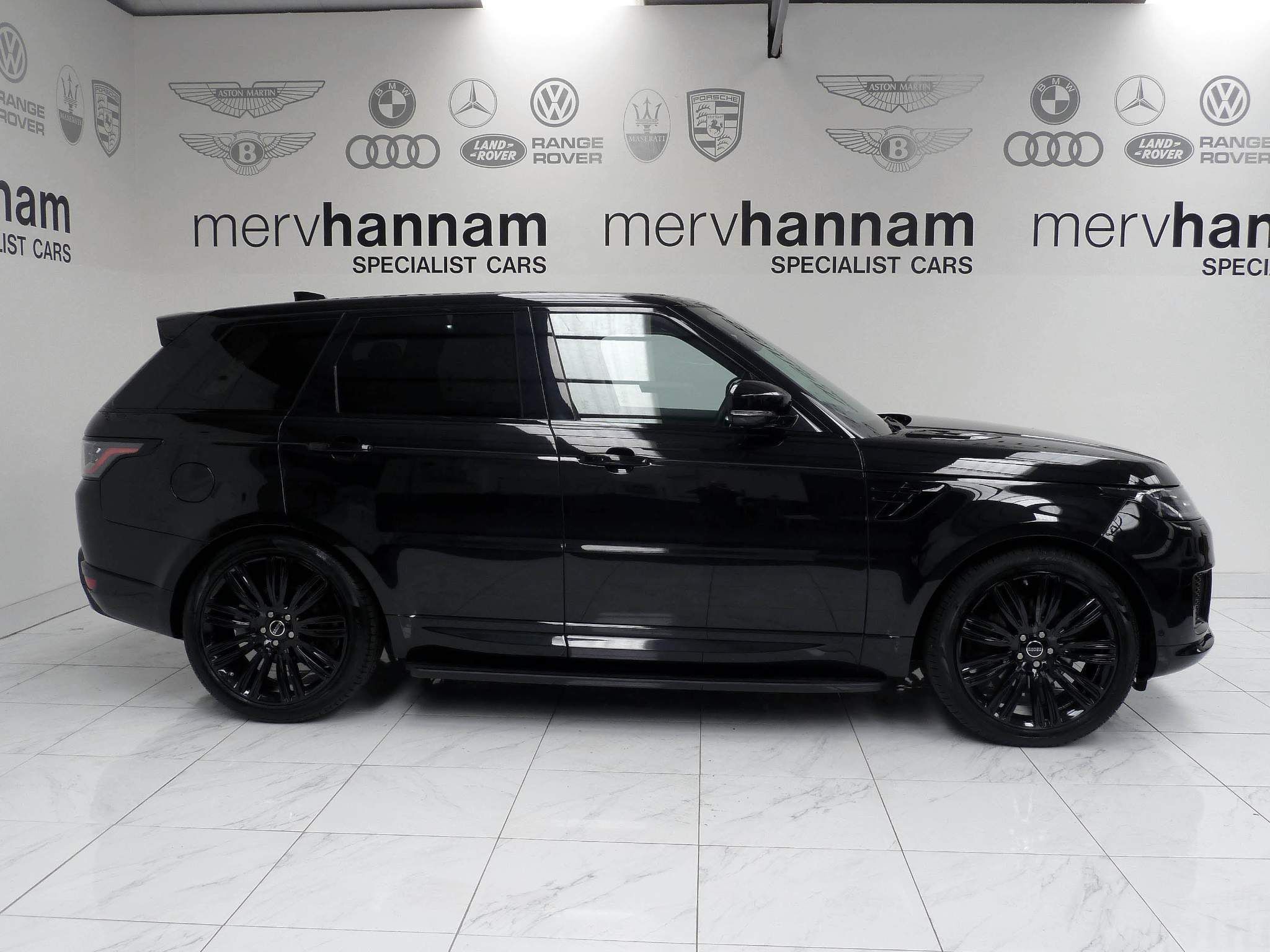 Land Rover Range Rover Sport 3.0 SD V6 HSE   <br/><br/>AUTOBIOGRAPHY DESIGN PACKAGE