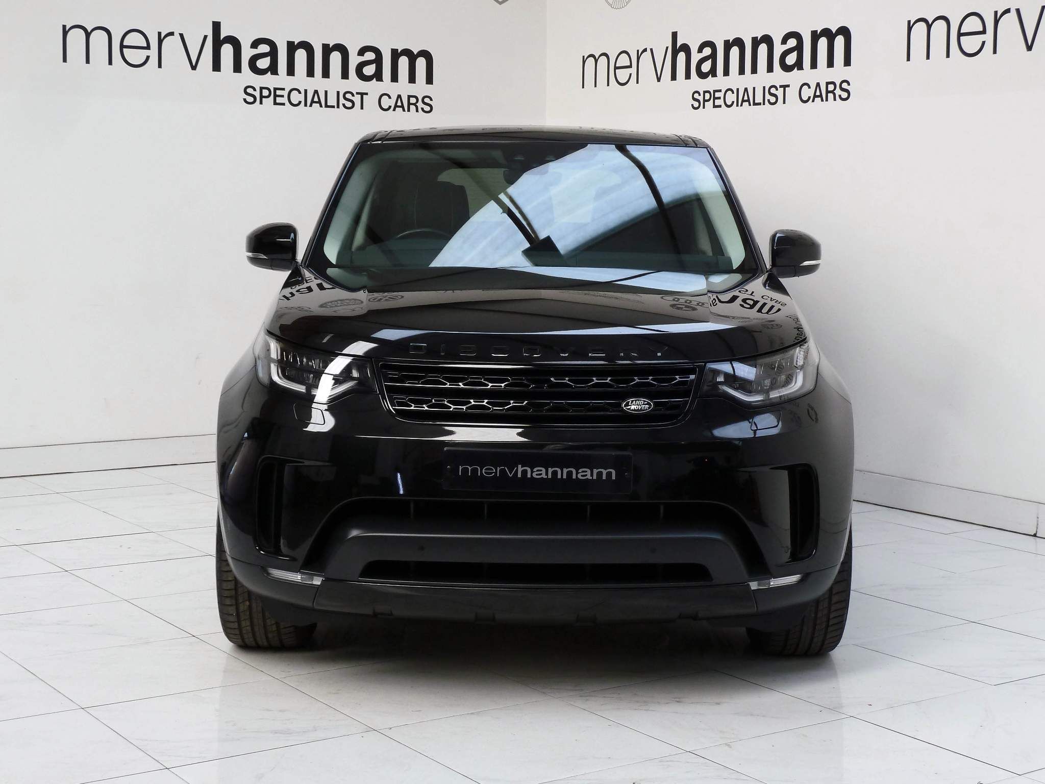 Land Rover Discovery 3.0 TD V6 HSE   <br/><br/>BLACK STYLING PACKAGE