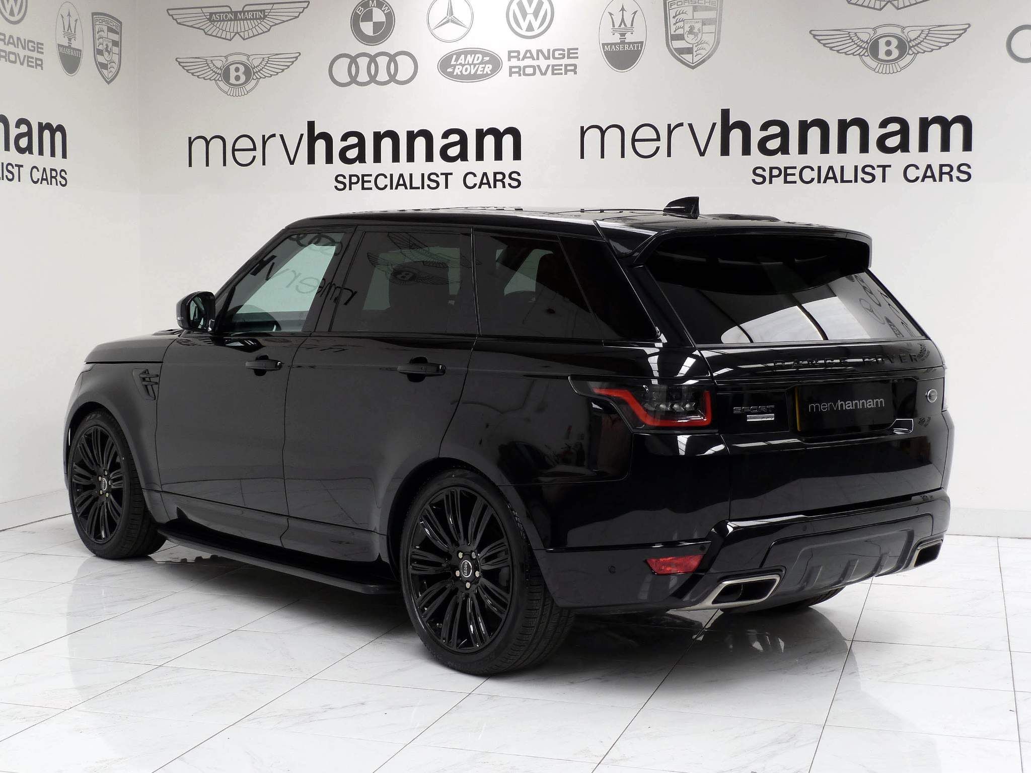 Land Rover Range Rover Sport 3.0 SD V6 HSE   <br/><br/>AUTOBIOGRAPHY DESIGN PACKAGE