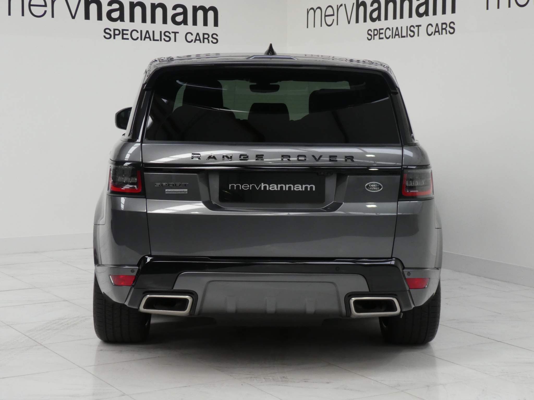 Land Rover Range Rover Sport 3.0 SD V6 HSE   <br/><br/>AUTOBIOGRAPHY DESIGN PACKAGE