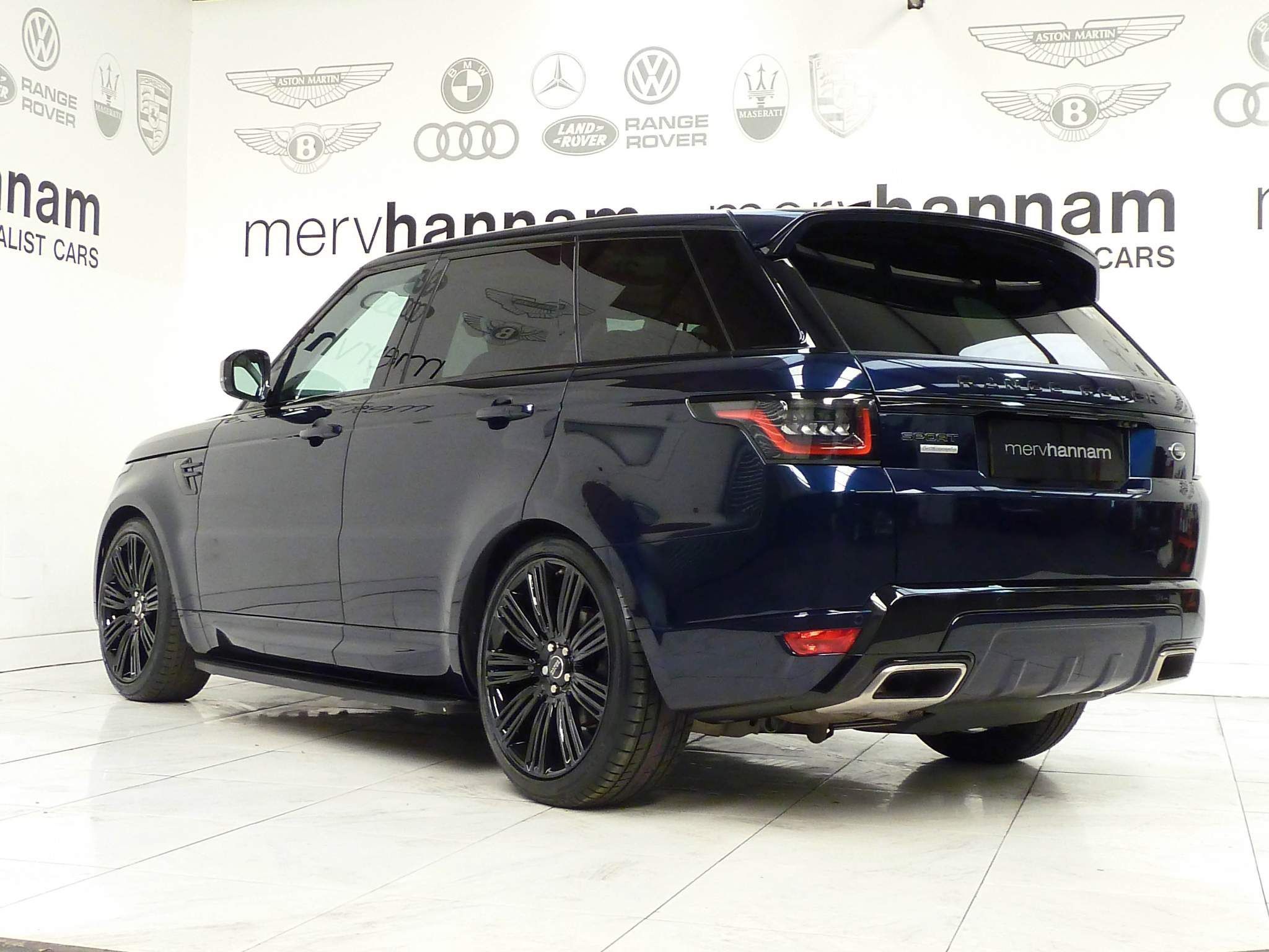 Land Rover Range Rover Sport 3.0 SD V6 HSE   <br/><br/>AUTOBIOGRAPHY DESIGN PACKAGE