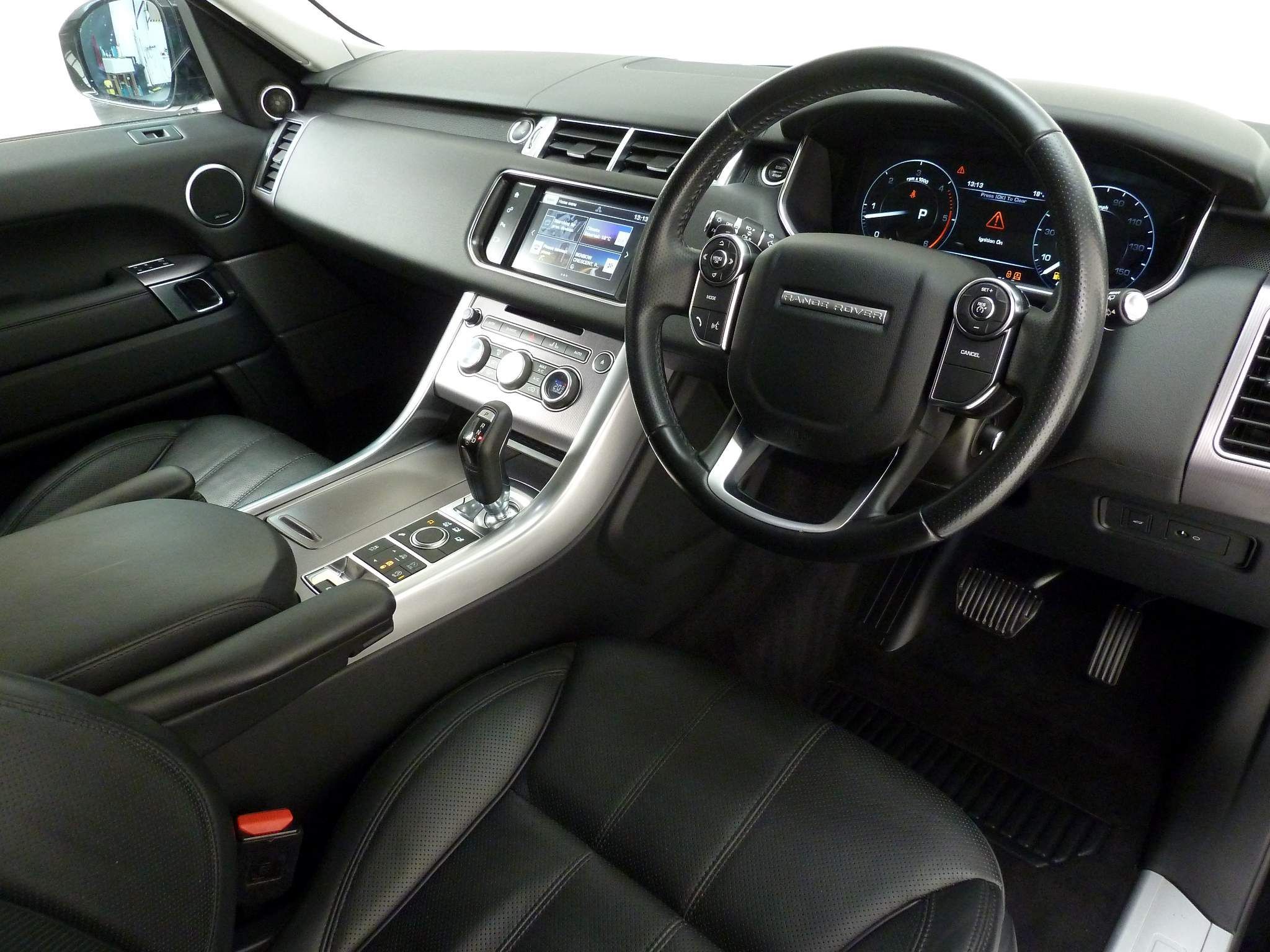 Land Rover Range Rover Sport 3.0 SD V6 HSE   <br/><br/>AUTOBIOGRAPHY DESIGN PACKAGE