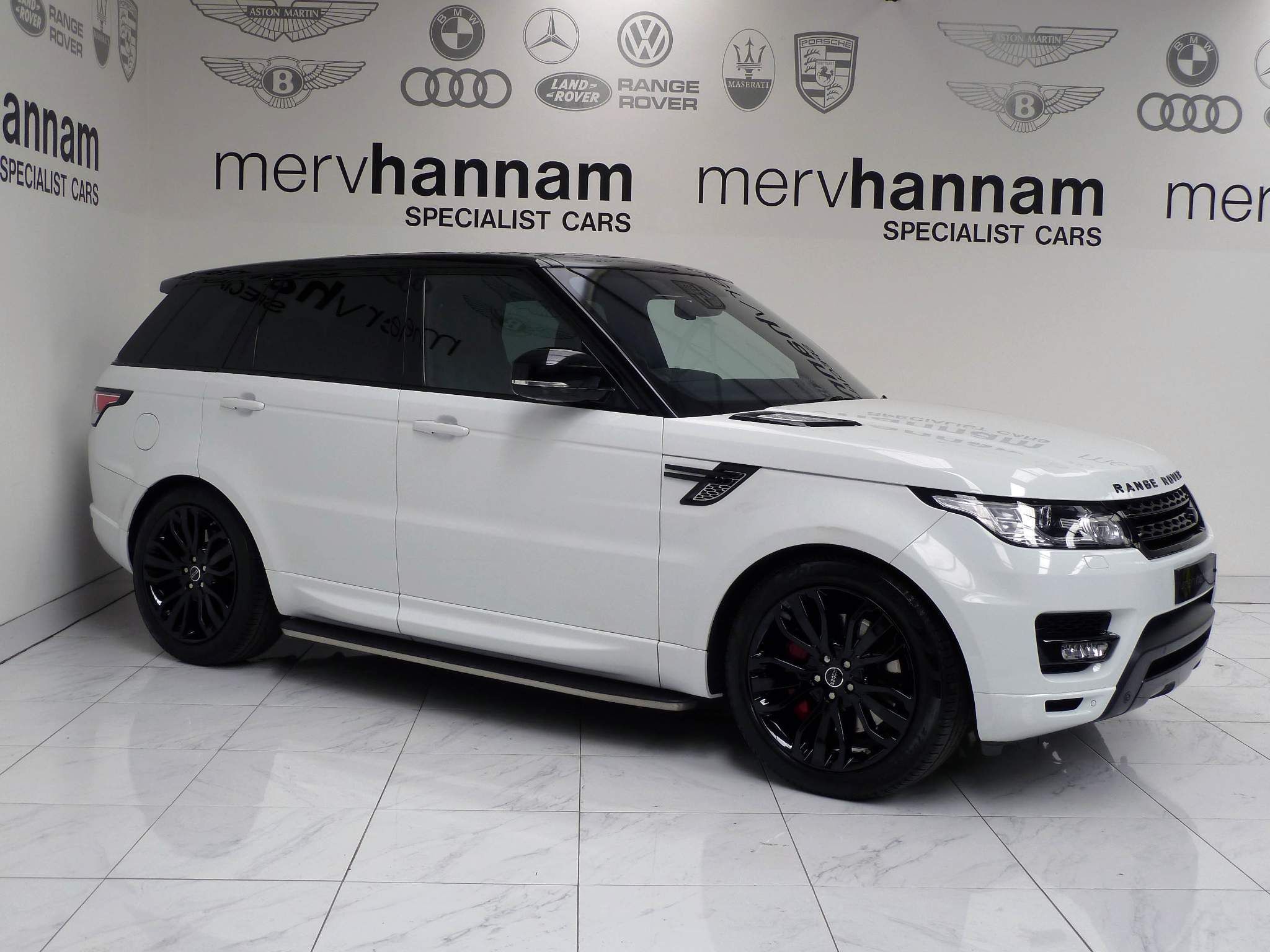 Land Rover Range Rover Sport 3.0 SD V6 HSE   <br/><br/>AUTOBIOGRAPHY DESIGN PACKAGE